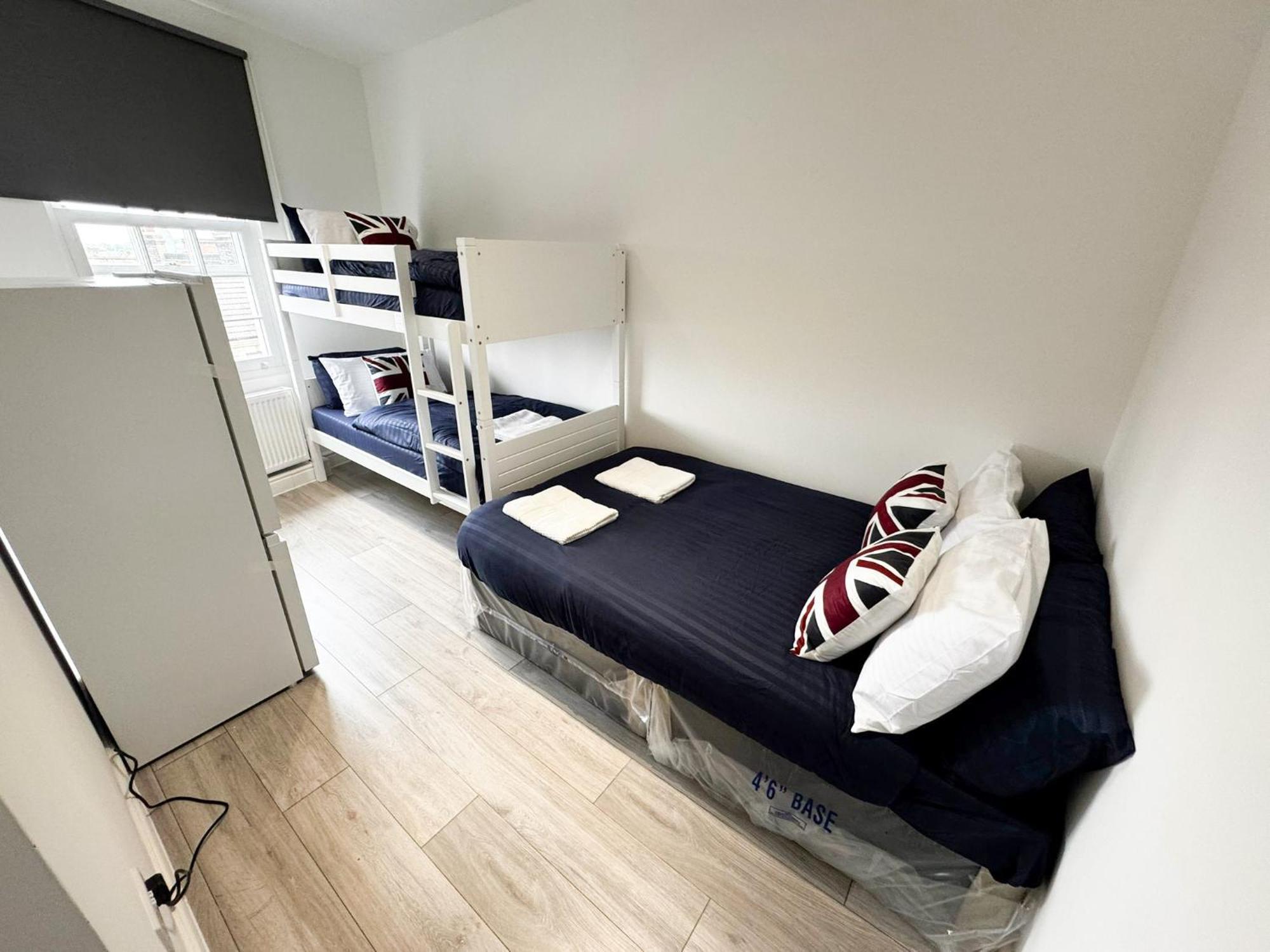 149 Budget Guesthouse Лондон Екстериор снимка