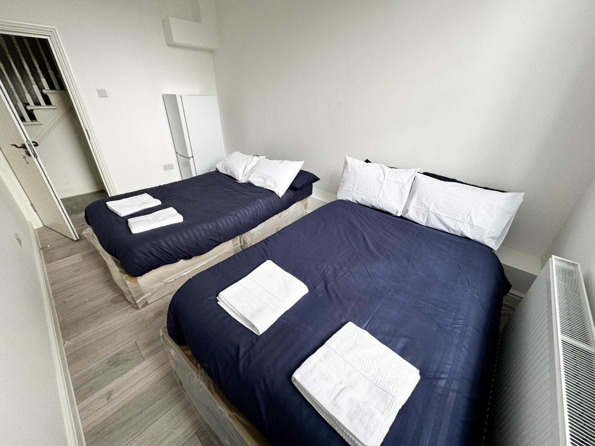 149 Budget Guesthouse Лондон Екстериор снимка